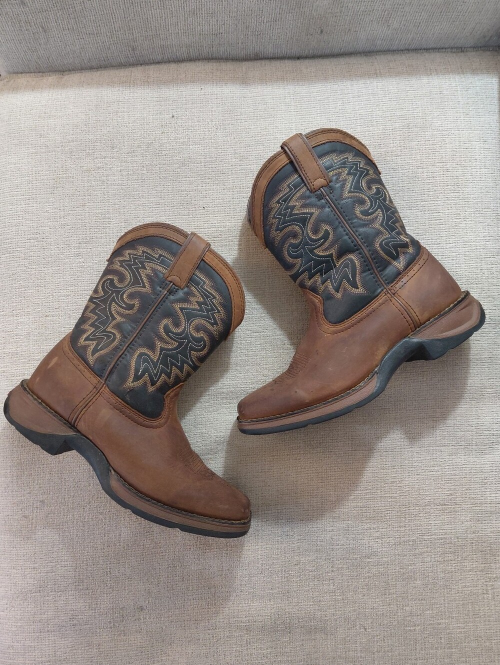 Durango Cowboy Boots Women's 6.5 Brown Western Boots with Embroidered Shaft